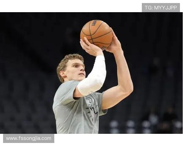 劳里马尔卡宁如何在NBA赛场上展现全能球员的魅力与潜力